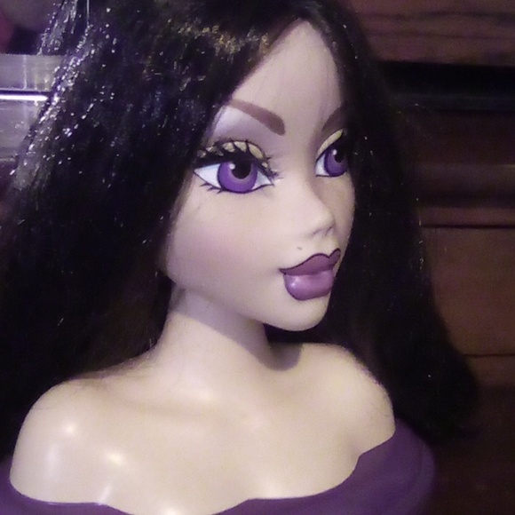 Disney Princess Styling Head.  Plus Hair Assessories NOT FROM DISNEY!!! - Picture 5 of 7